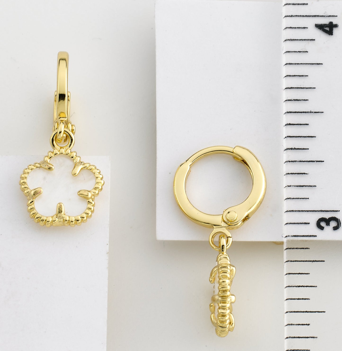 Mother of Pearl Flower Earring Wholesale