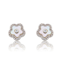 LMTS Classic! Mother Of Pearl Flower Stud Earring