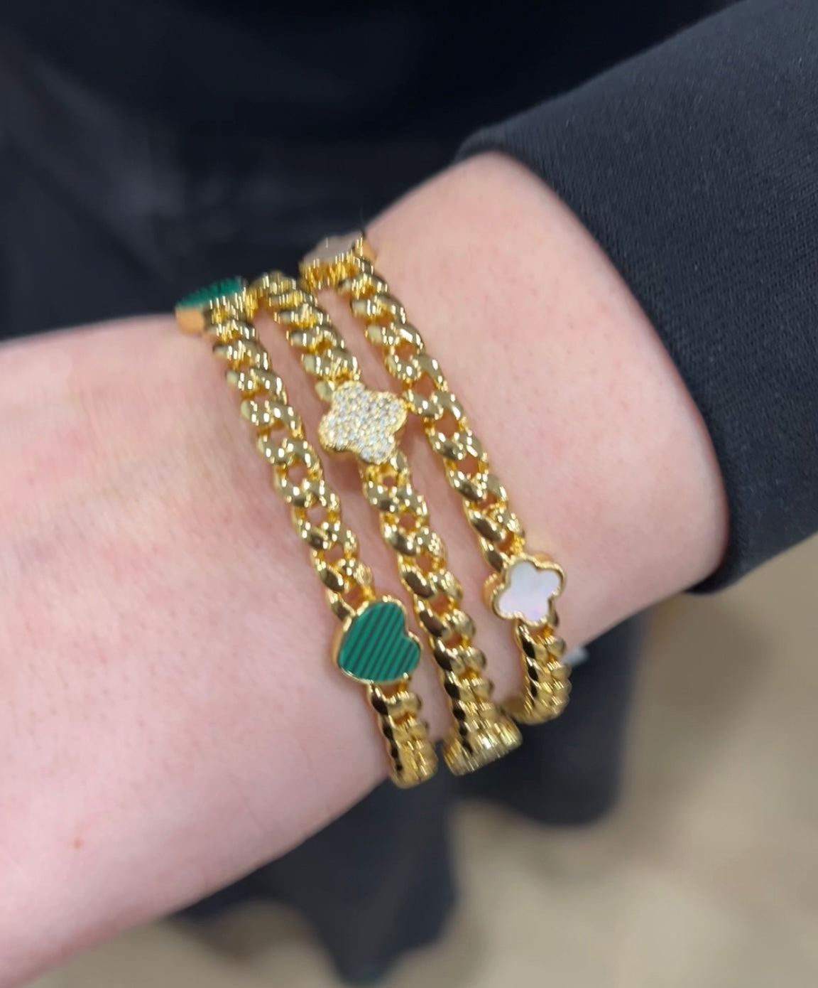 Link Bangle Accented With Mother Of Pearl Clovers Wholesale