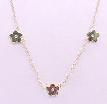 14k Gold Plated Cz Center Triple Flower Chain Necklace Wholesale