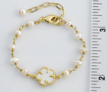 LMTS Classic! Freshwater Pearl & Mother of Pearl Flower Bracelet